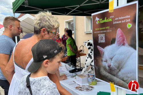 Infostand (via Jenaer Nachrichten)